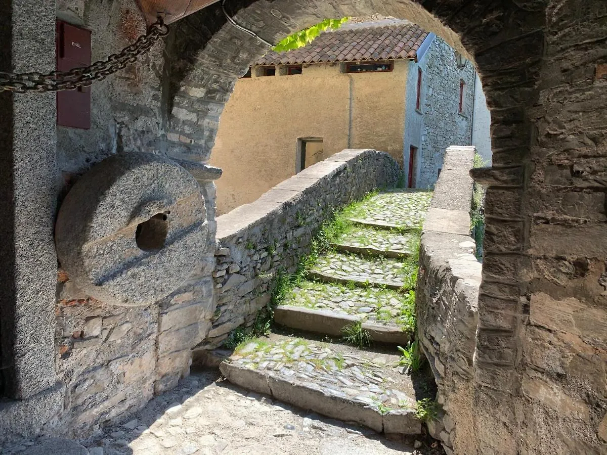 B&B Il Masso Grasso Lake Como 네소